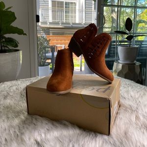 Peek Girl Cheryl Cognac Bootie